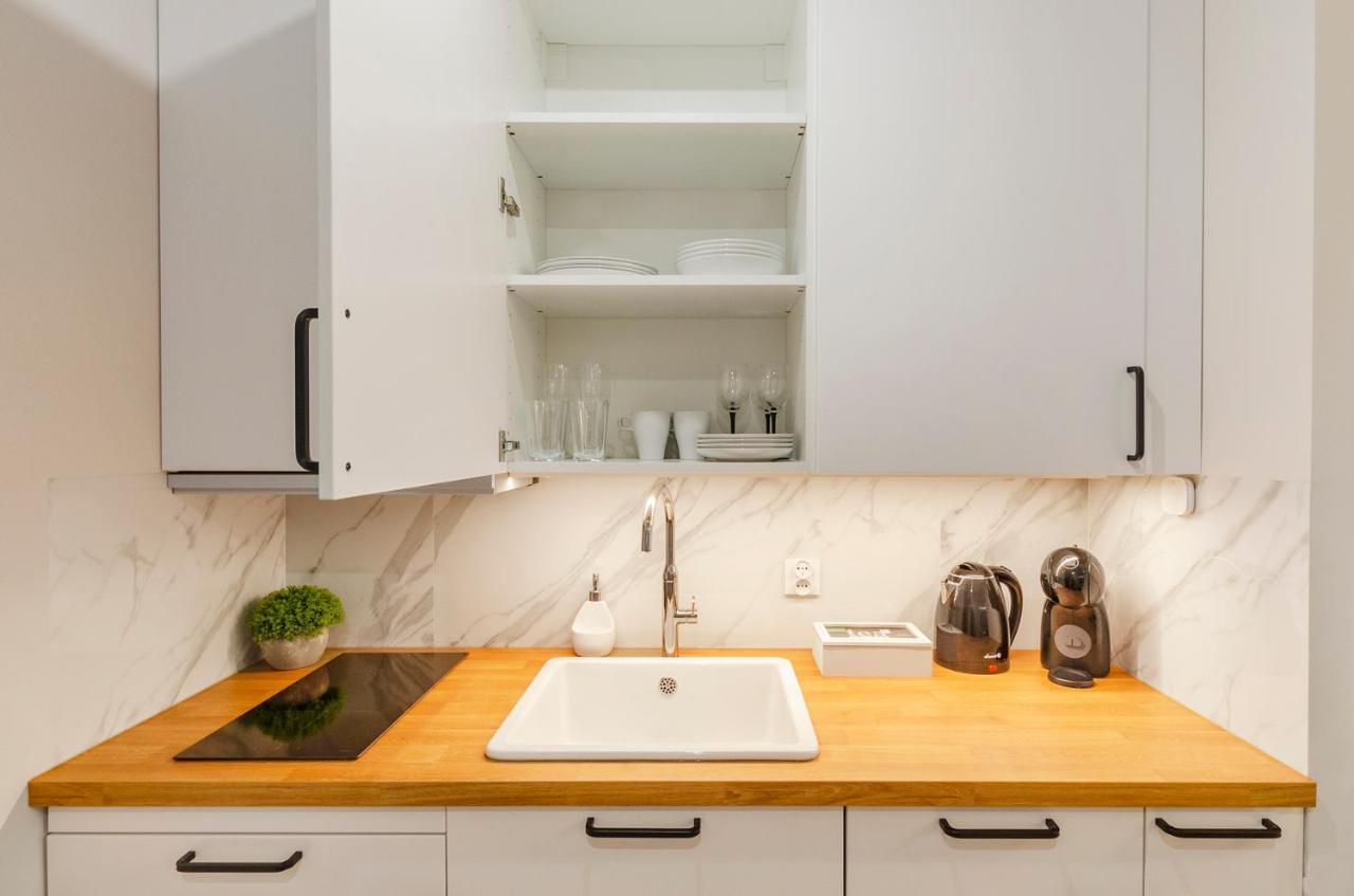 Sky Home- Rose Apartament -Manufaktura, Bezplatny Parking, Klima, Dostep Na Kod 우치 외부 사진