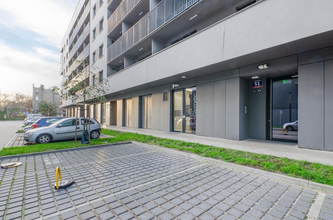 Sky Home- Rose Apartament -Manufaktura, Bezplatny Parking, Klima, Dostep Na Kod 우치 외부 사진